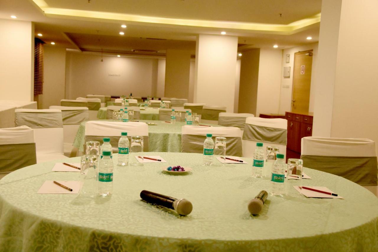 Starlit Suites Neemrana Exteriér fotografie